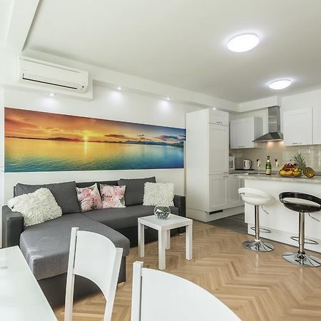Apartment Petro Oldtown Сплит Екстериор снимка