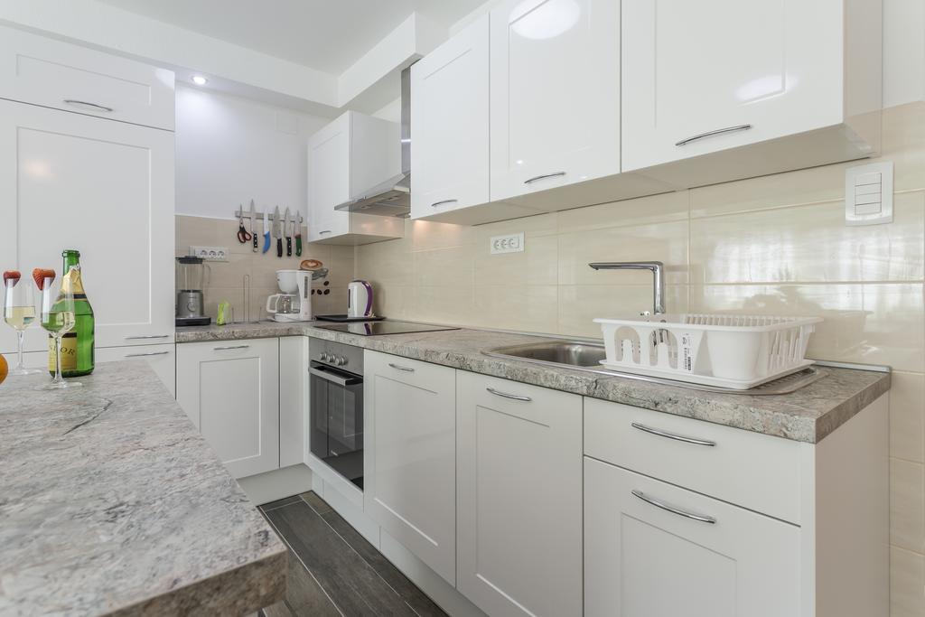 Apartment Petro Oldtown Сплит Екстериор снимка